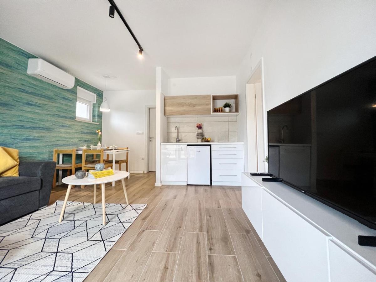 Apartments Valerian Novigrad Istria المظهر الخارجي الصورة