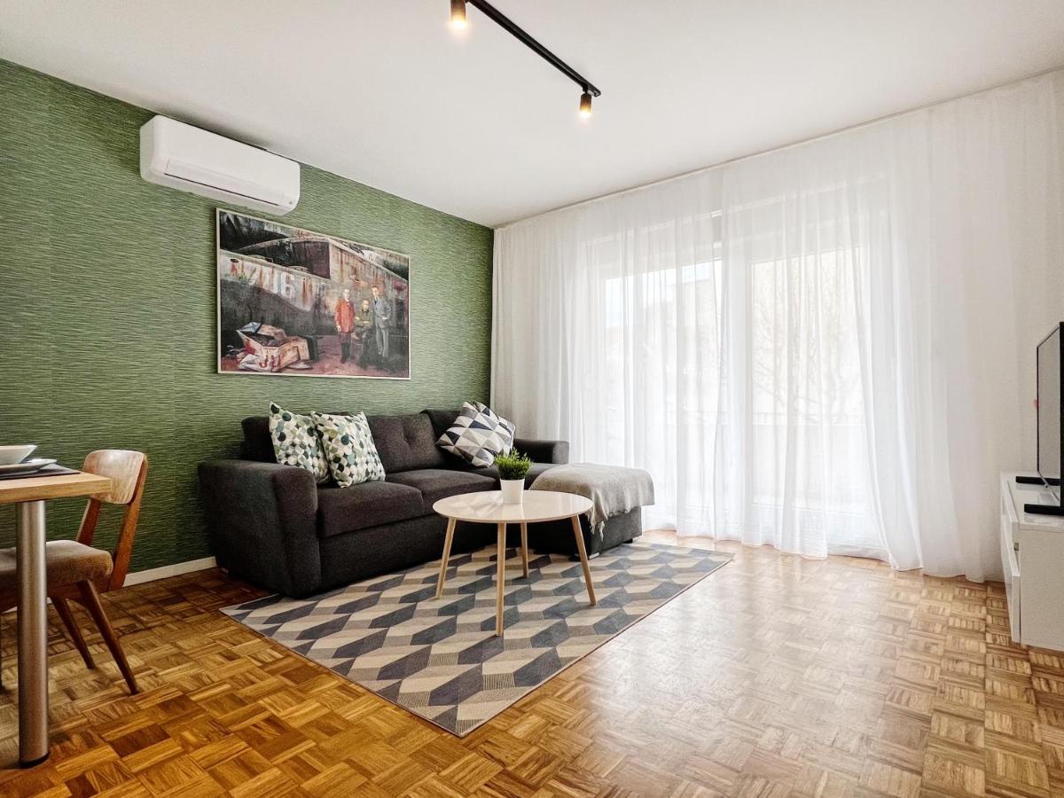 Apartments Valerian Novigrad Istria المظهر الخارجي الصورة