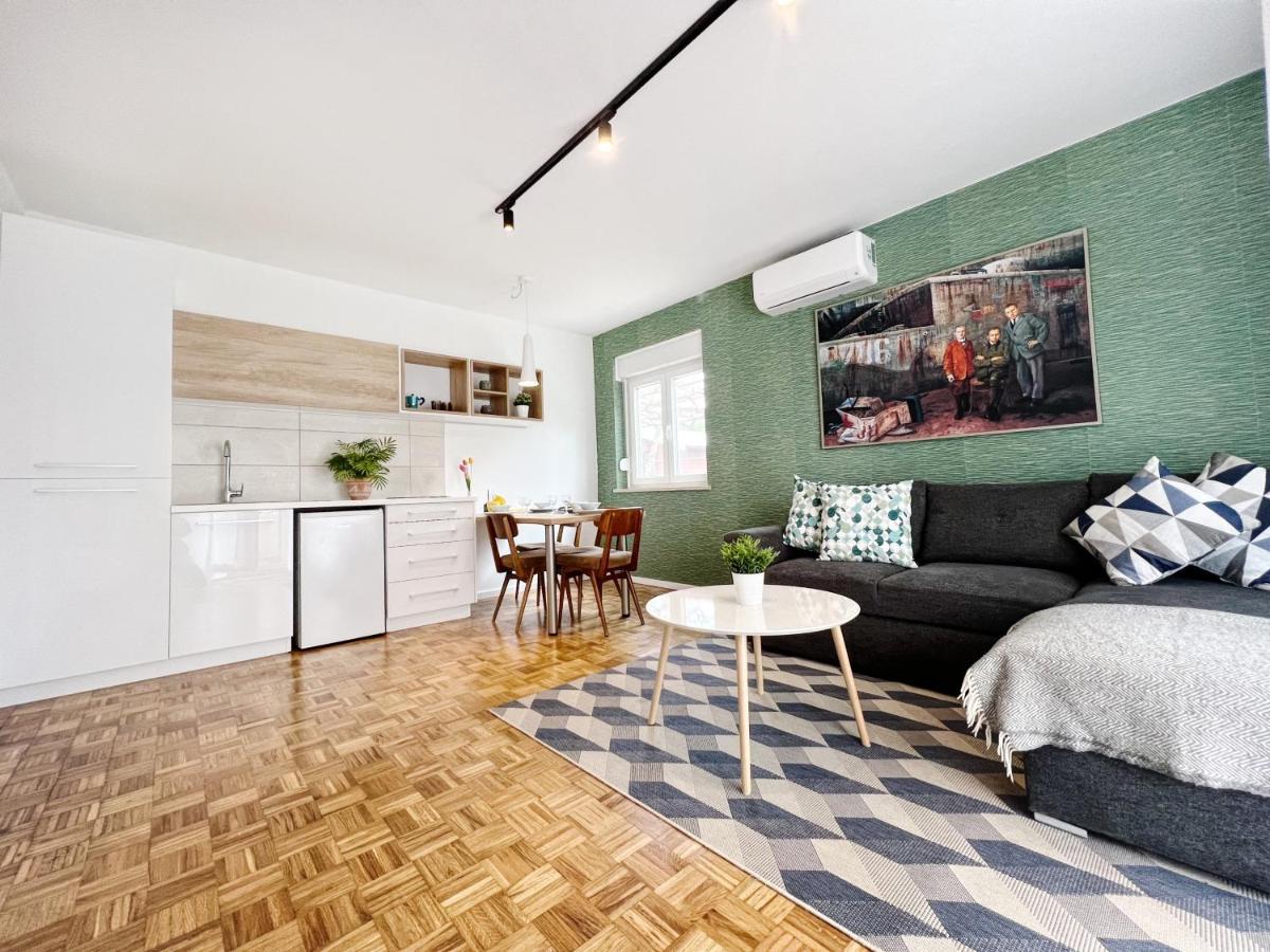 Apartments Valerian Novigrad Istria المظهر الخارجي الصورة