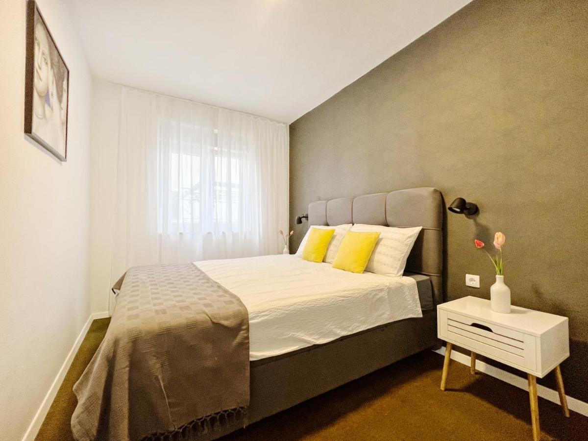 Apartments Valerian Novigrad Istria المظهر الخارجي الصورة