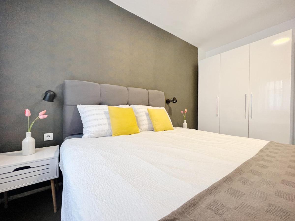 Apartments Valerian Novigrad Istria المظهر الخارجي الصورة