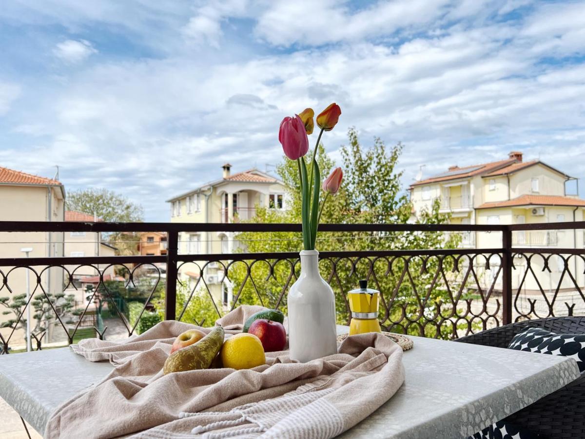 Apartments Valerian Novigrad Istria المظهر الخارجي الصورة