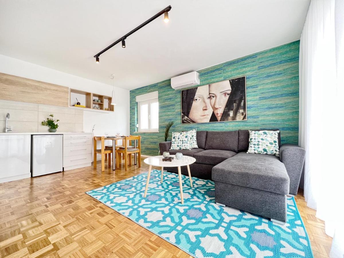 Apartments Valerian Novigrad Istria المظهر الخارجي الصورة